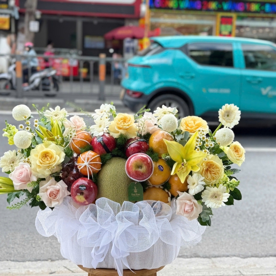 Giỏ Trái Cây Hoa Tươi Cao Cấp – Gửi Trao Phúc Lành 
