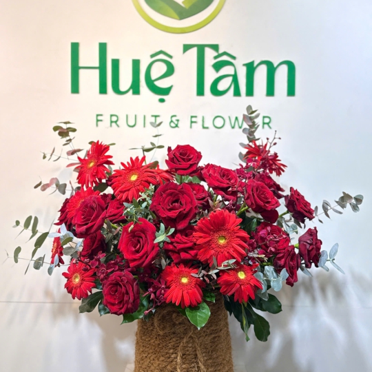 Giỏ Hoa Hồng Đỏ Nồng Nàn  