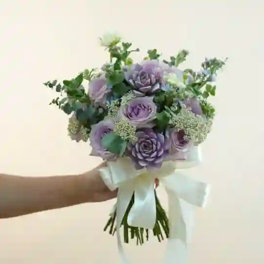 ✨ Bó Hoa Tử Ngọc Bình Yên 