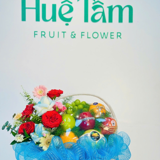 Gio trái cây trang trí hoa 1 bên tone xanh dương 