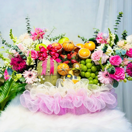 GIỎ TRÁI CÂY HIỆN ĐẠI TONE HỒNG XINH  