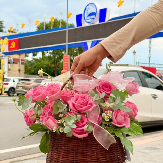 GIỎ HOA XINH NGOAN YÊU 