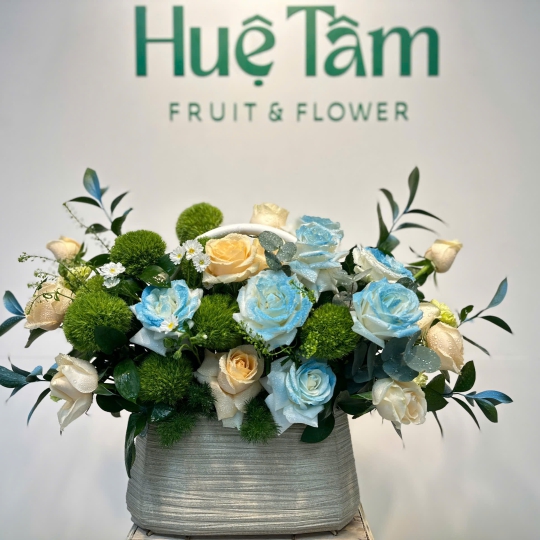 Giỏ Hoa Sắc Xanh Thanh Khiết 