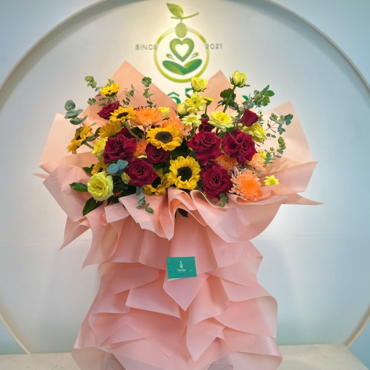 Kệ Hoa Mini Tỏa Nắng Yêu Thương 