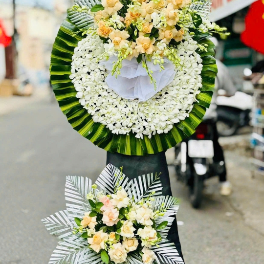 “Kệ Hoa Viếng Tưởng Niệm Bình An” 🌿 