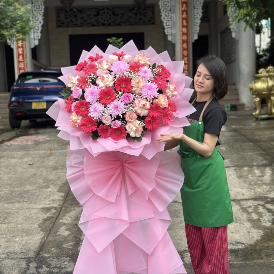 Kệ Hoa Chúc Mừng Hồng Tươi Thịnh Vượng 