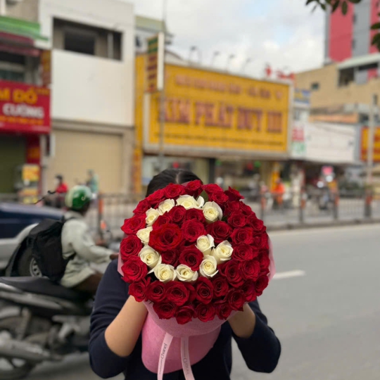 💋 Bó Hoa Tình Yêu Nồng Nàn HẠNH PHÚC 