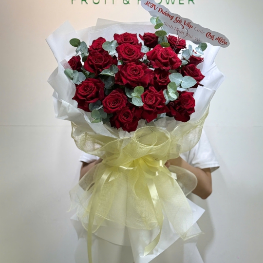 💎 Bó Hoa Hồng Đỏ – Tình Yêu Vương Giả 
