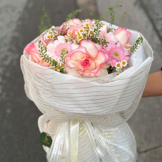 🌸 Bó Hoa Pastel Pink – Mộng Hồng Dịu Êm 