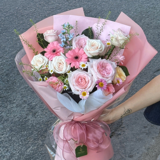 🎀 Bó Hoa Pink Garden – Khu Vườn Nhỏ Yêu Thương 