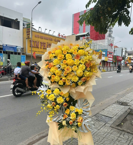 🌼 Royal Prosperity – Phú Quý Hoàng Gia