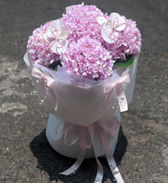 Bó Hoa Sáp Cẩm Tú Cầu Hồng Pastel – Món Quà Lưu Giữ Yêu Thương Bền Đẹp