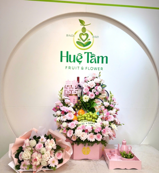 Mâm Lễ Dạm Ngõ Hồng Phúc – Mâm Quả Cưới Hỏi Hoa Tươi Trang Nhã