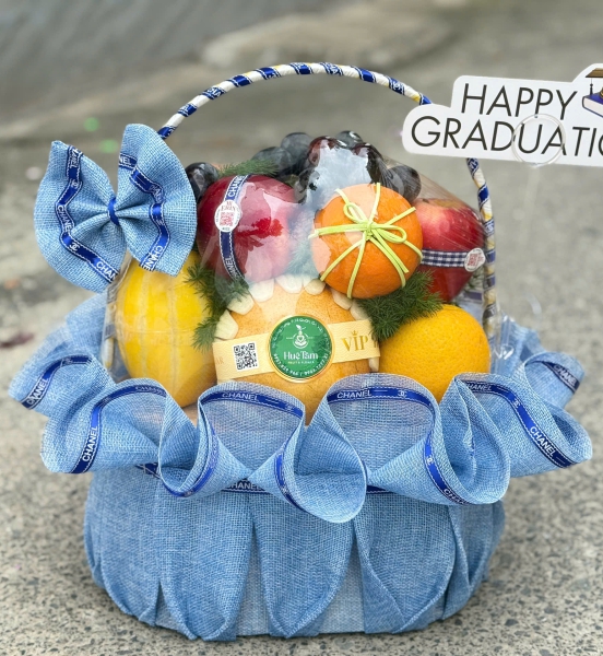 Giỏ Trái Cây Tốt Nghiệp Happy Graduation – Món Quà Chúc Mừng Ý Nghĩa