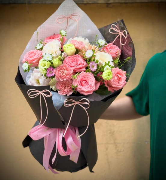 Pink Whisper – Khúc Ca Hồng Dịu 