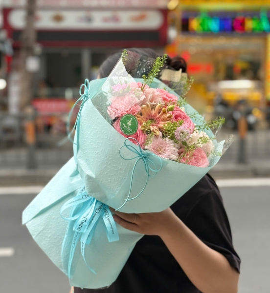 Bó Hoa Hồng Hồng Pastel Dịu Dàng