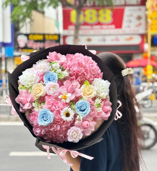 HOA SÁP MỘNG ĐÀO – HƯƠNG SẮC NGỌT NGÀO