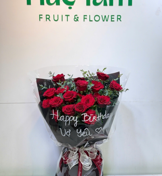 Bó Hoa Hồng Đỏ Happy Birthday Vợ Yêu – Tình Yêu Nồng Nàn