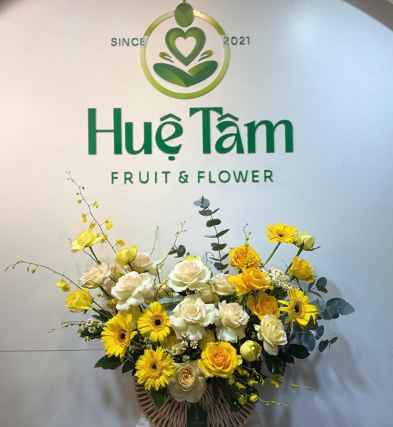 🌼 Tên sản phẩm: Giỏ Hoa Nắng Mai Phú Quý