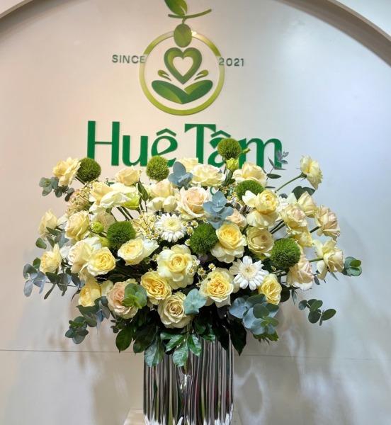 Giỏ Hoa Hồng Kem An Nhiên