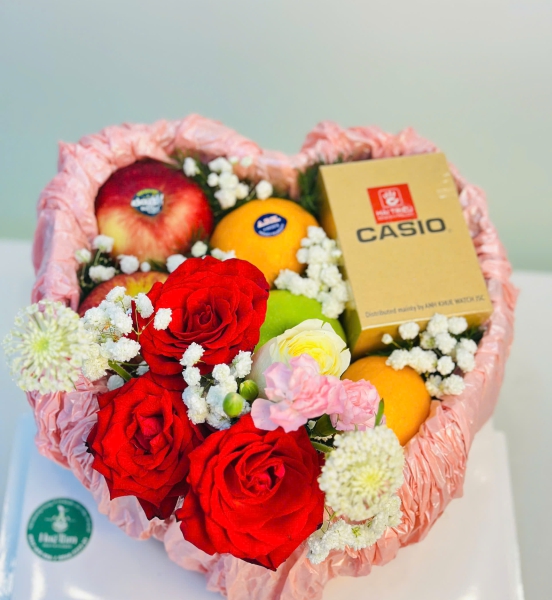 HỘP BÁNH KEM TRÁI CÂY HOA TRANG TRÍ