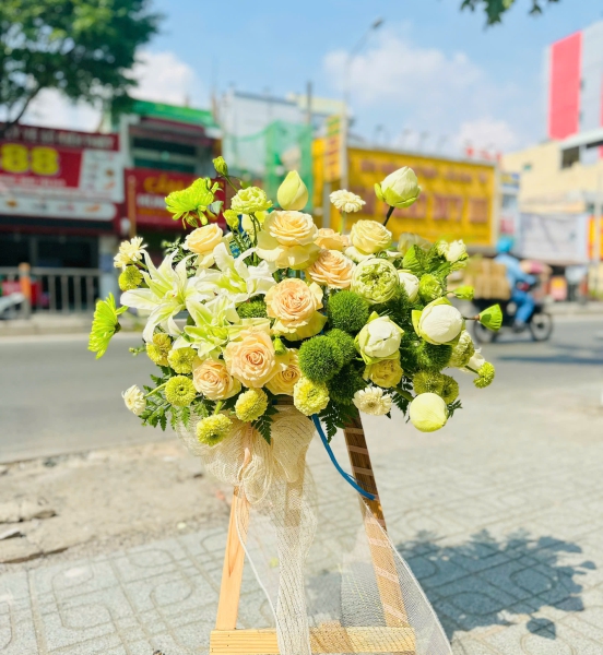 KỆ HOA CHÚC MỪNG MINI AN NHIÊN