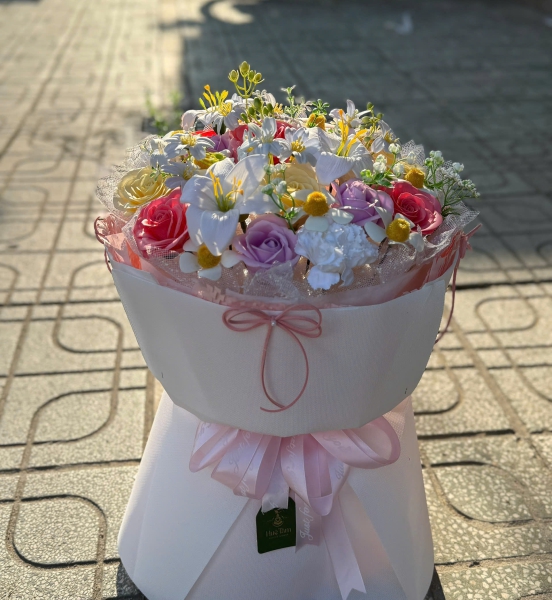 💗 Bó Hoa Sáp – Hồng Phấn Yêu Thương