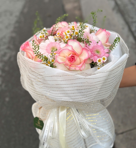 🌸 Bó Hoa Pastel Pink – Mộng Hồng Dịu Êm
