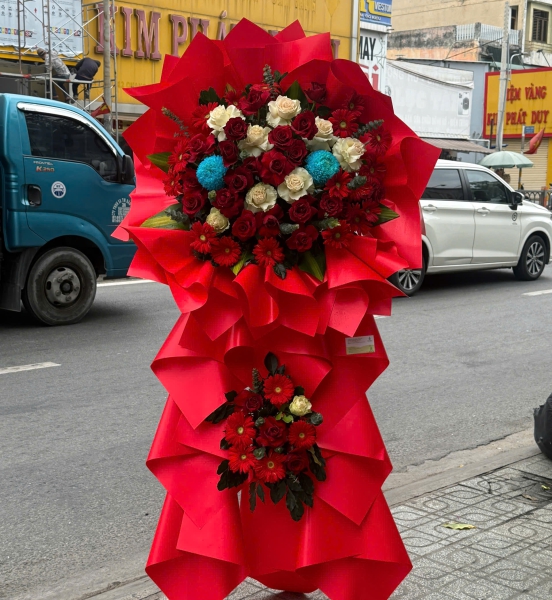 ❤️ Kệ Hoa Chúc Mừng – Red Victory