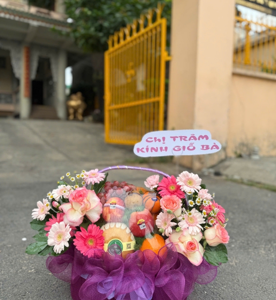 🎀 Giỏ Hoa Quả – Ngọt Ngào Kính Tâm