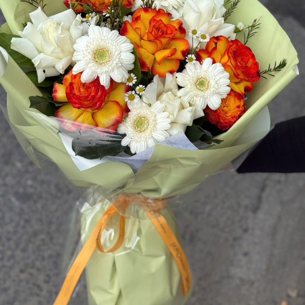 🌼 Bó Hoa Hồng Cam – Nắng Vàng Rực Rỡ 🌼